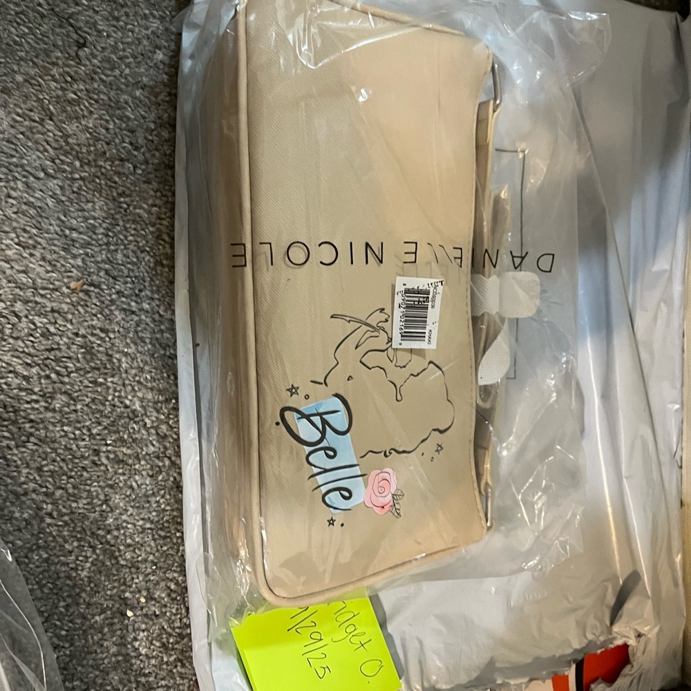 Belle BY DANIELLE NICOLE